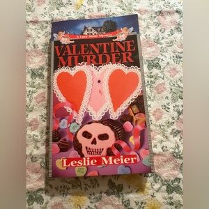 Valentine Murder by Leslie Meier